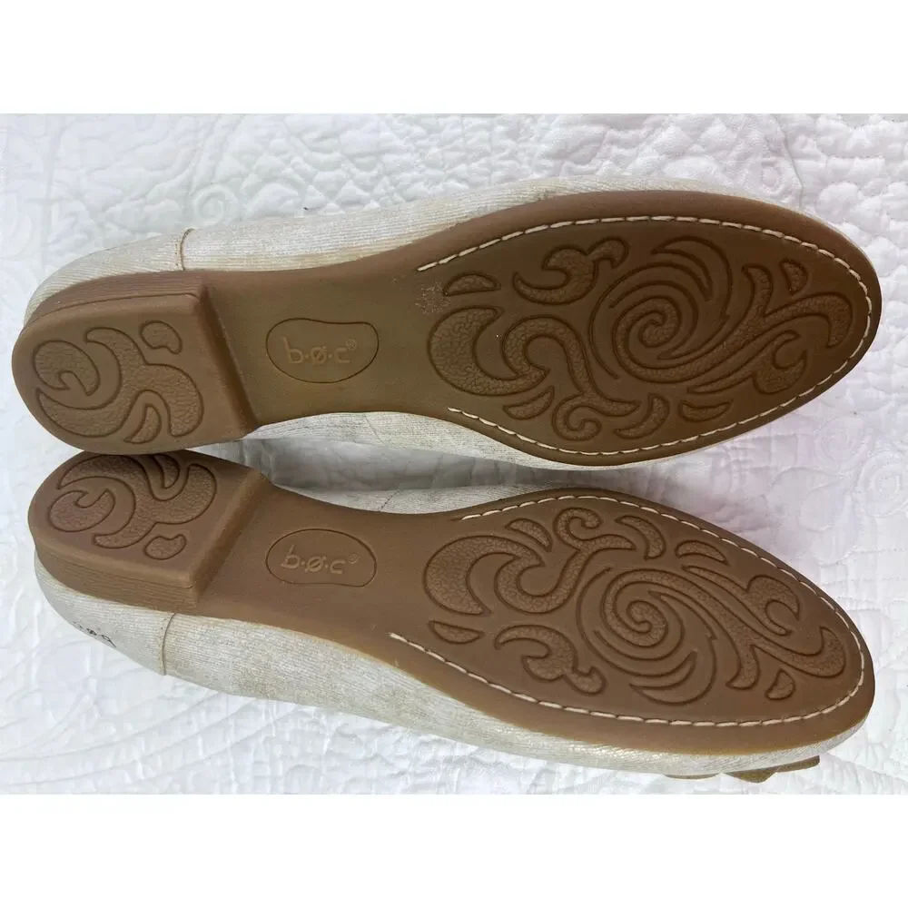 BOC Born Women 10 Gold/White Faux Leather Loafer Flower Adornment Summer Shoe